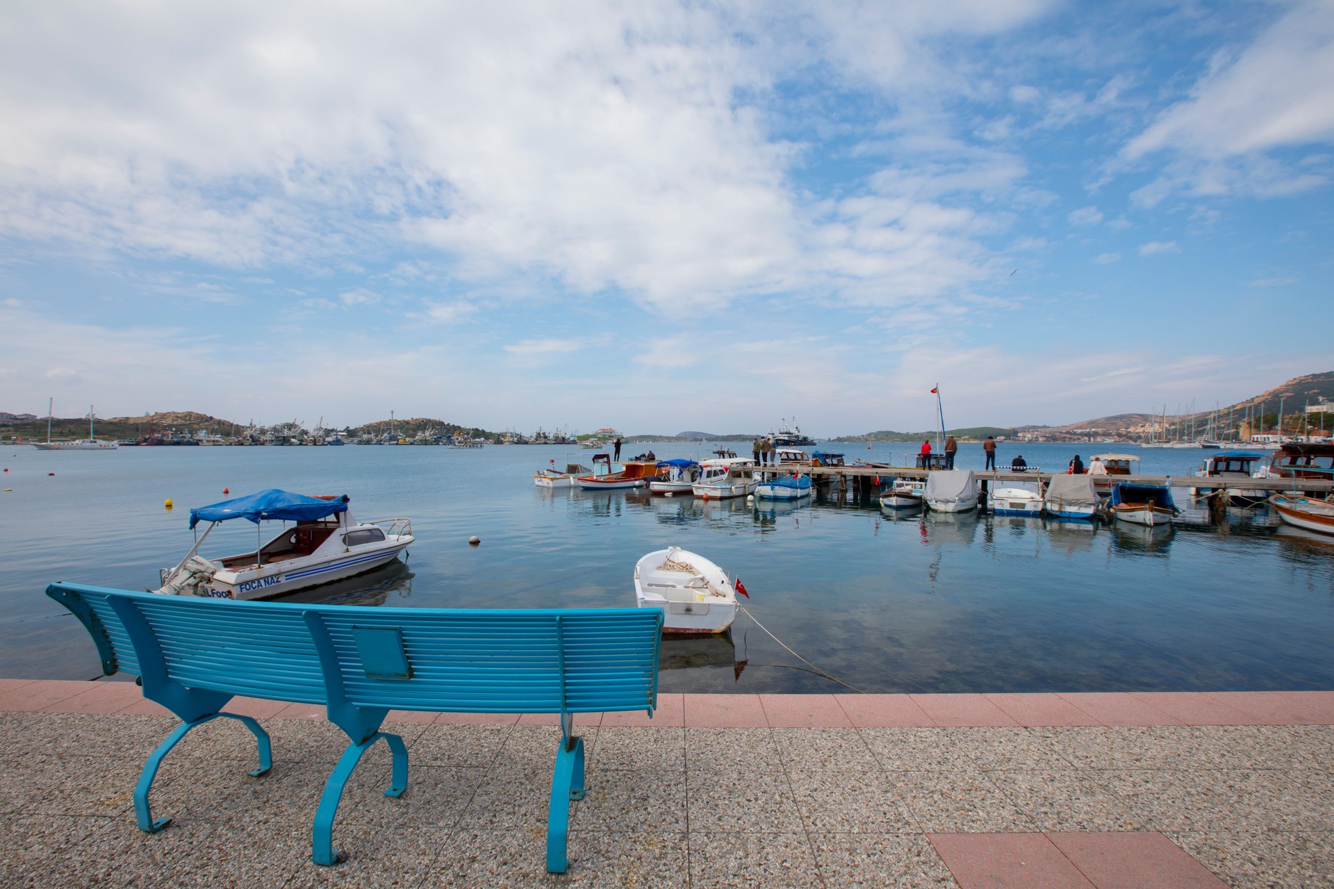 Yenifoca is 80 km north-northwest of Izmir city centre and 20 km away from Foca town centre.